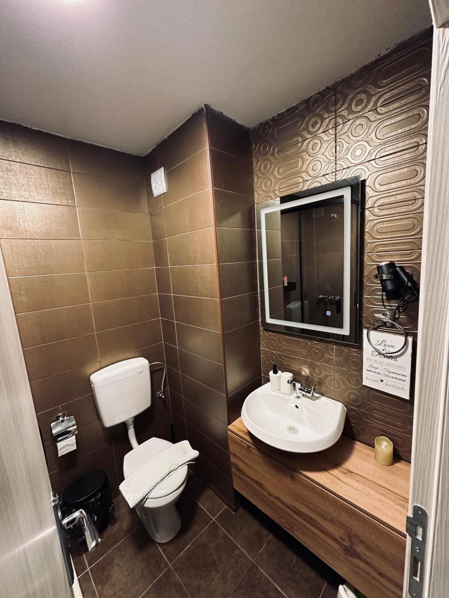 Apartman Viktorija 자블야크 외부 사진